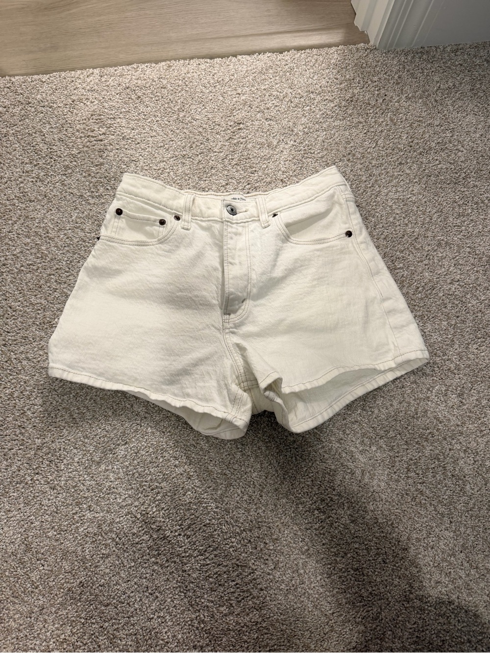 Abercrombie & Fitch 90s relaxed cutoff shorts size 26